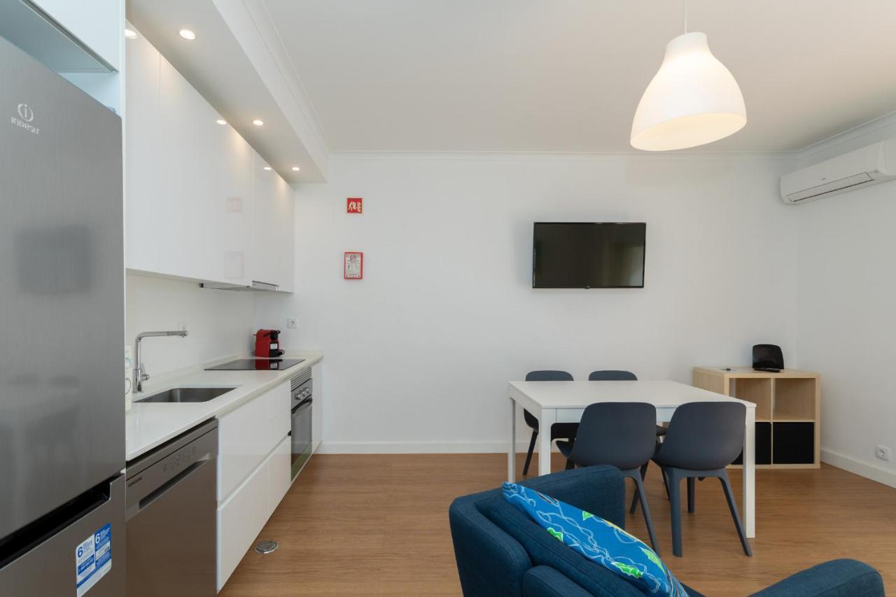 Al - Apartamentos Vista Mar Quarteira Ngoại thất bức ảnh