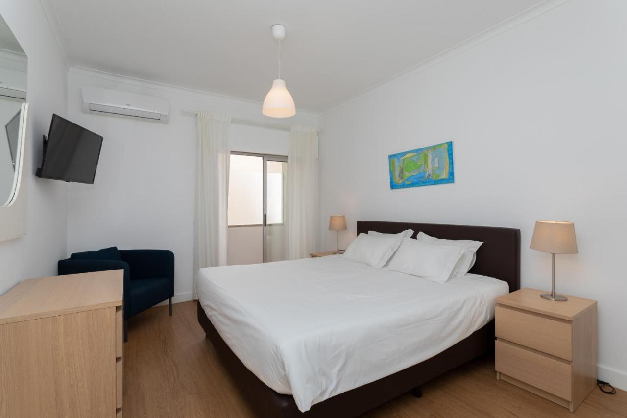 Al - Apartamentos Vista Mar Quarteira Ngoại thất bức ảnh