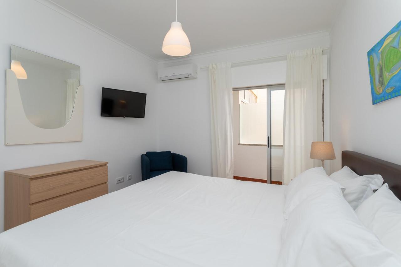 Al - Apartamentos Vista Mar Quarteira Ngoại thất bức ảnh
