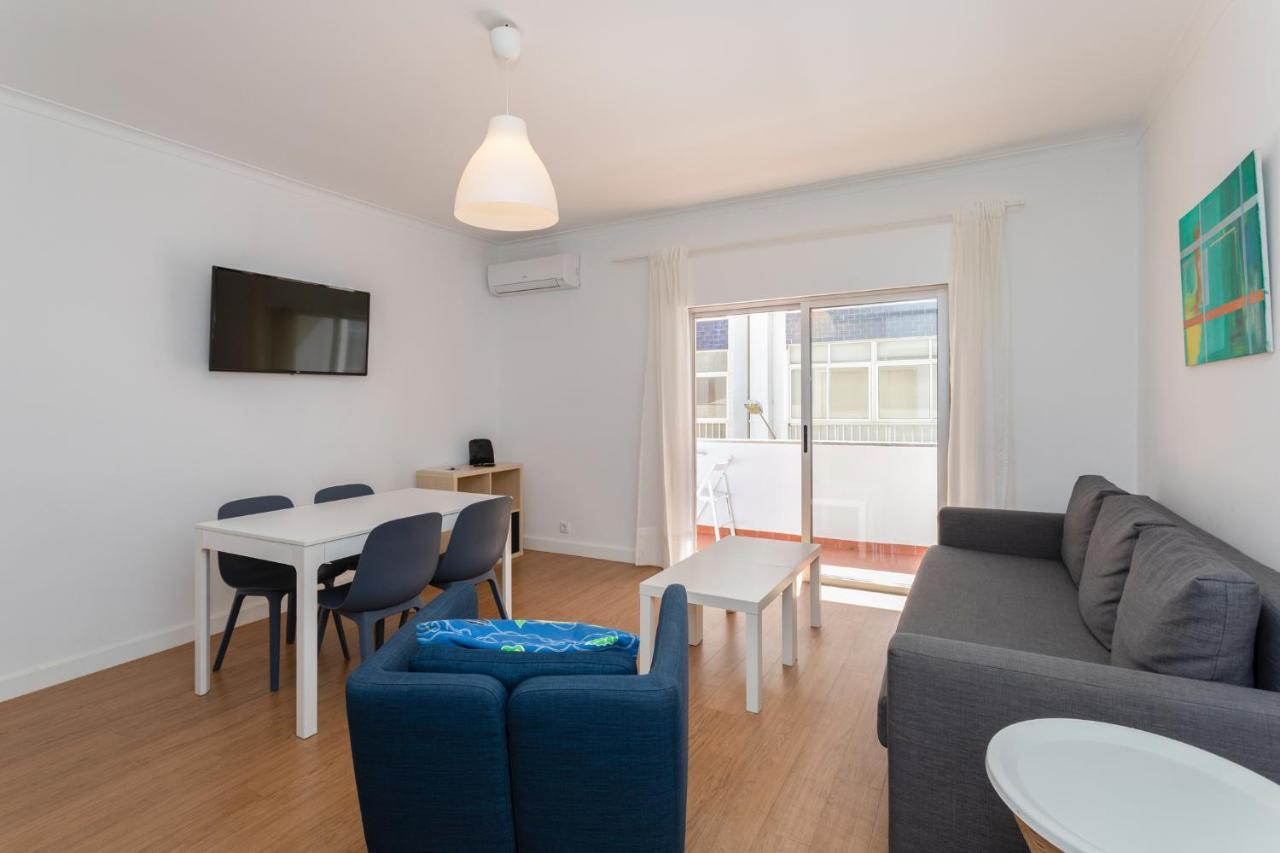 Al - Apartamentos Vista Mar Quarteira Ngoại thất bức ảnh